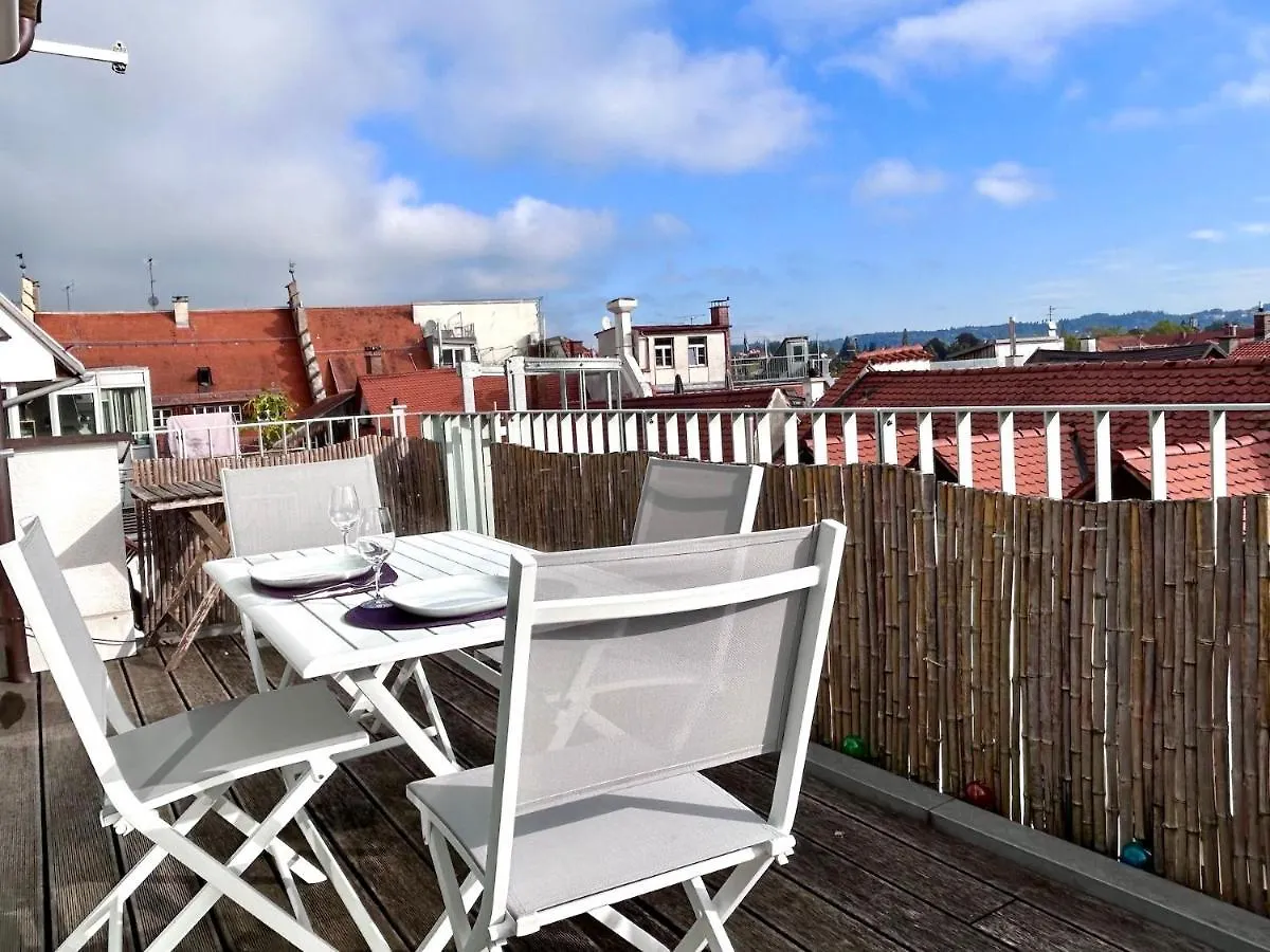 Ferienwohnung Fumi - Maisonette Im Sanierten Altbau Mit Grosser Dachterrasse Und Blick Ueber Die Insel Lindau  Lindau (Bodensee)